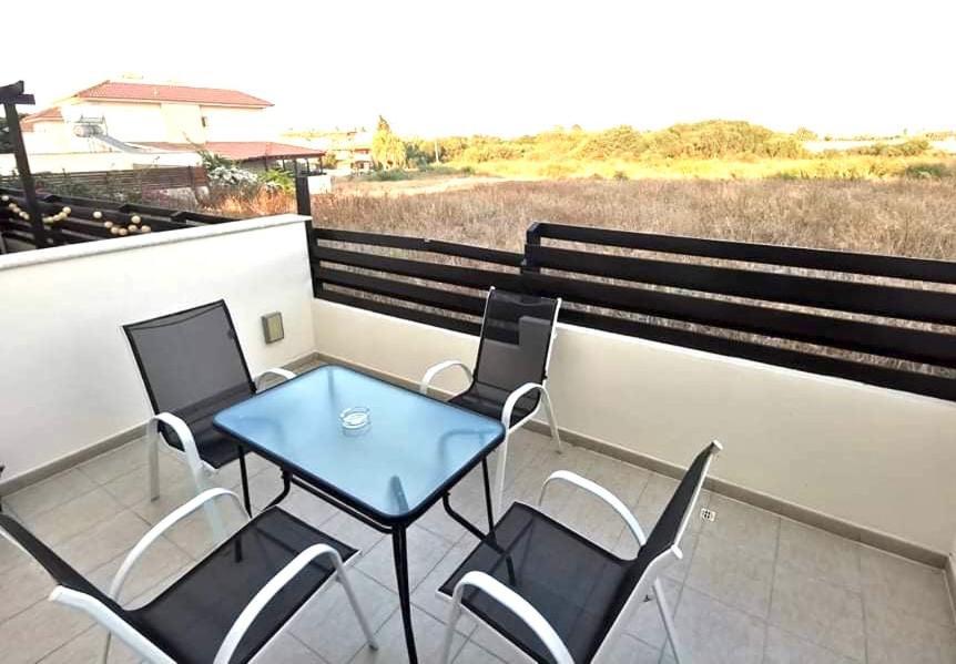 Protaras Ionian Breeze House 10 Minutes Walk From The Nyaraló Paralímni